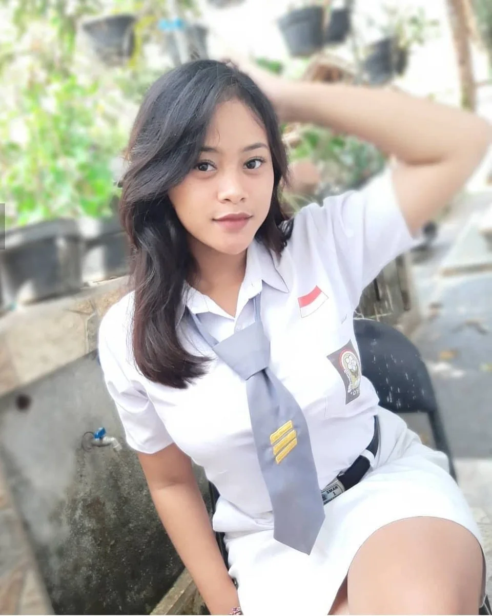 Top 7 Fenomena Bu Guru Viral Sma di Indonesia in 2025 Viral Kiw Kiw Kontroversial dari Persaudaraan Seibu 10 Anjay Tiktok Trending Global Official